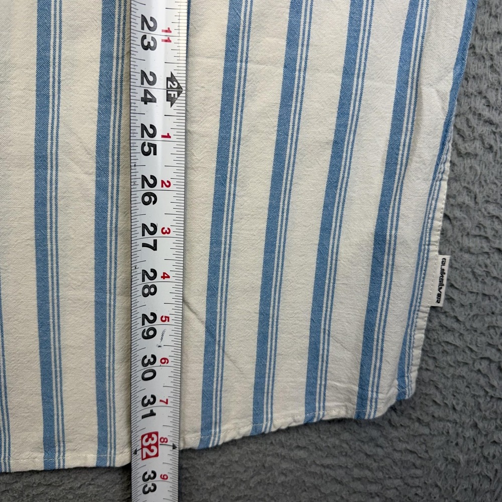 Quiksilver Shirt Mens 2XL‎ Blue Oxford Stripe Classic Short Sleeve Button Up - Picture 8 of 12